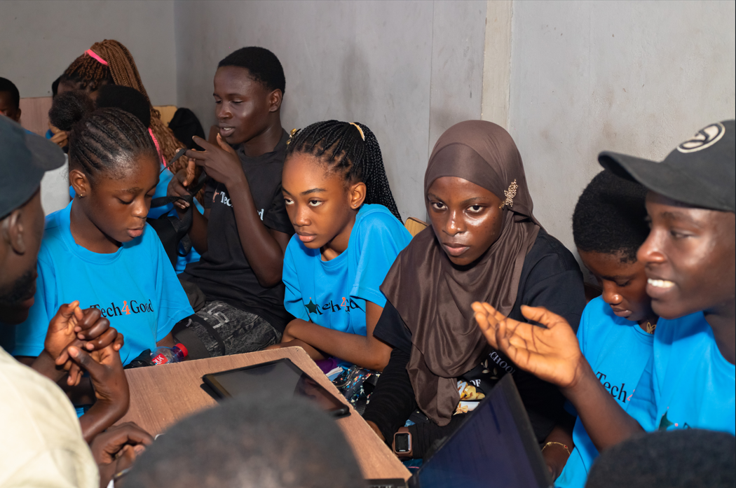Students brainstorming